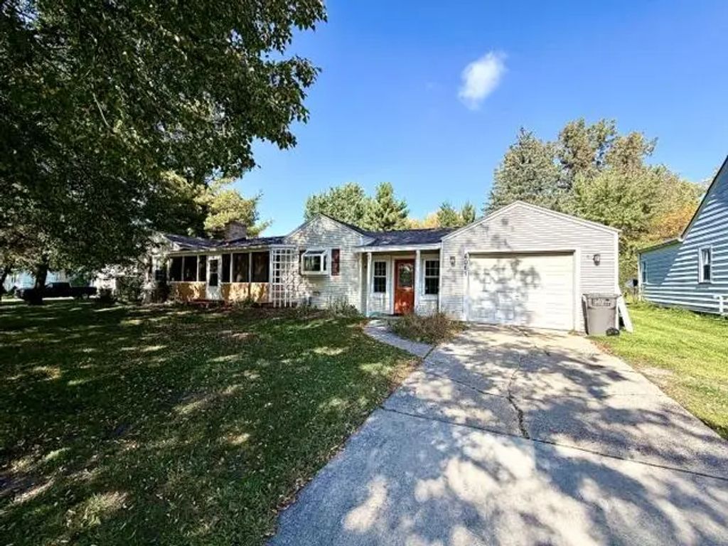4061 Leonard Street, Grand Rapids