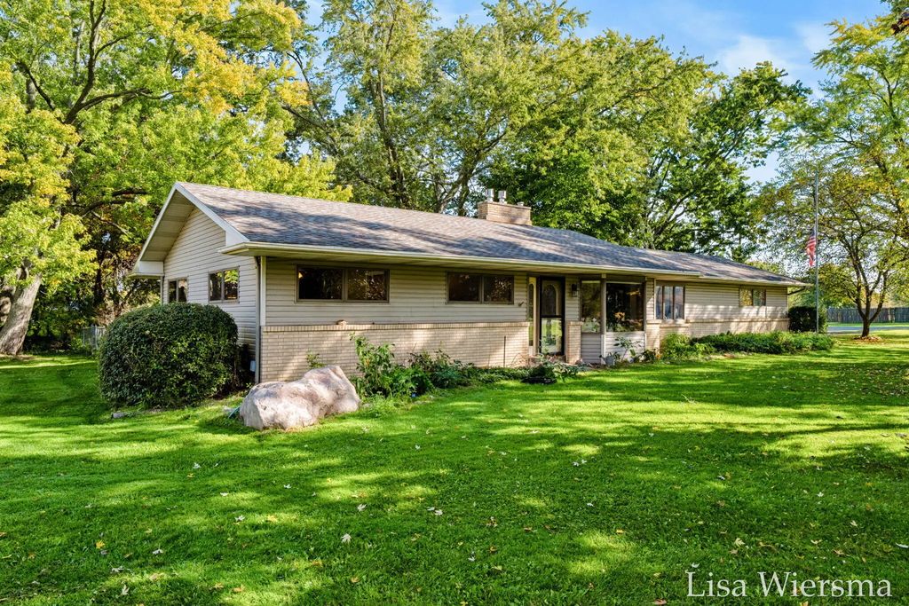 1423 Leonard Street, Grand Rapids
