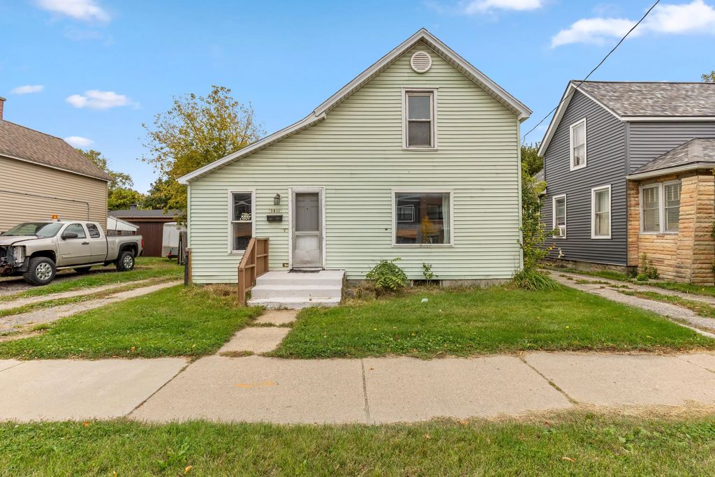 1411 Alpine Avenue, Grand Rapids