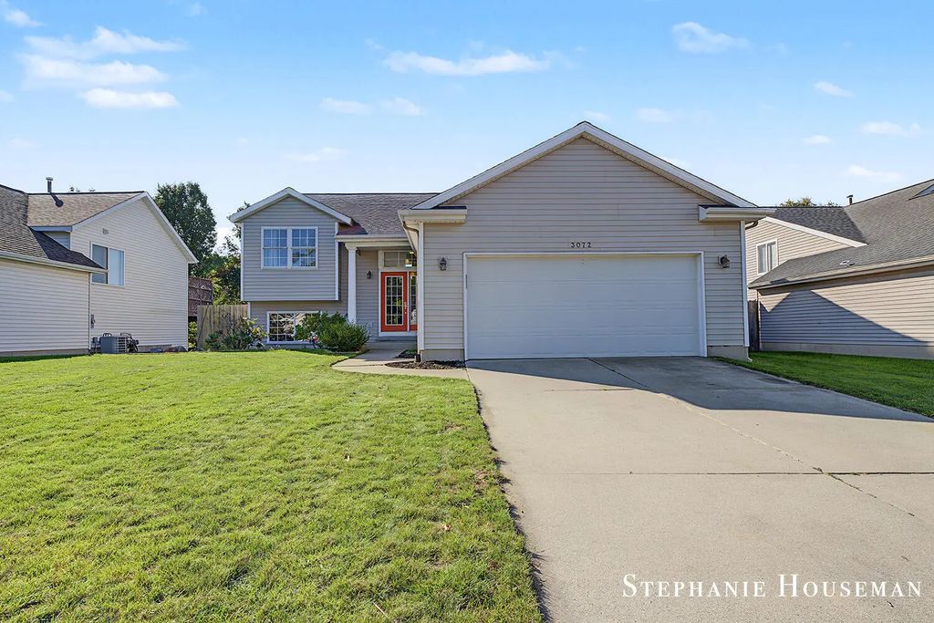 3072 Stonewood Street, Grand Rapids