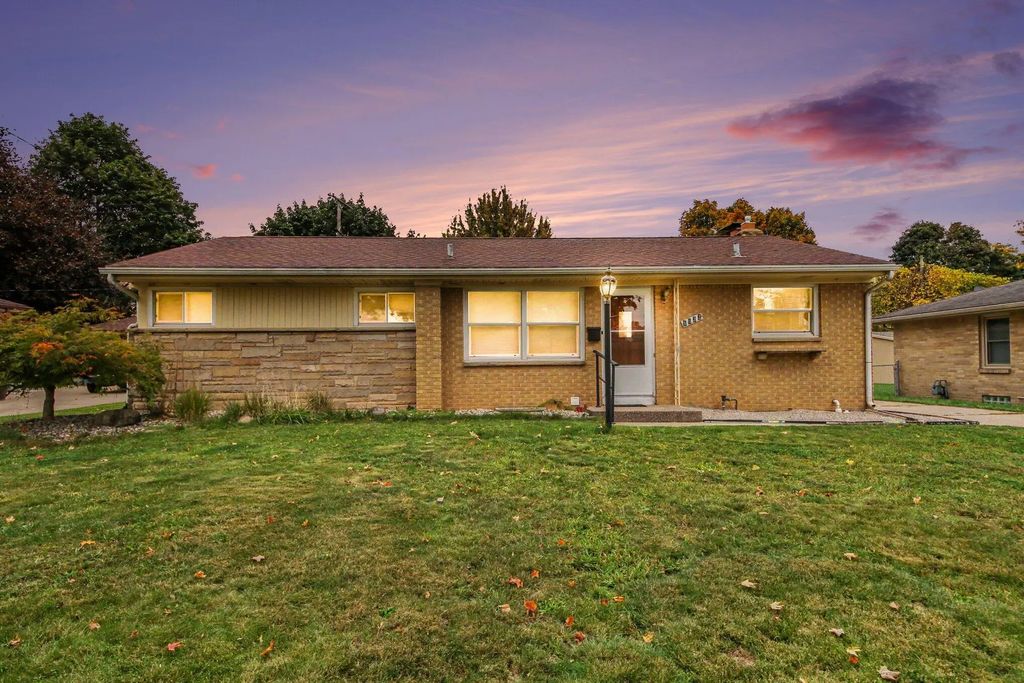 1532 Mayfield Avenue, Grand Rapids