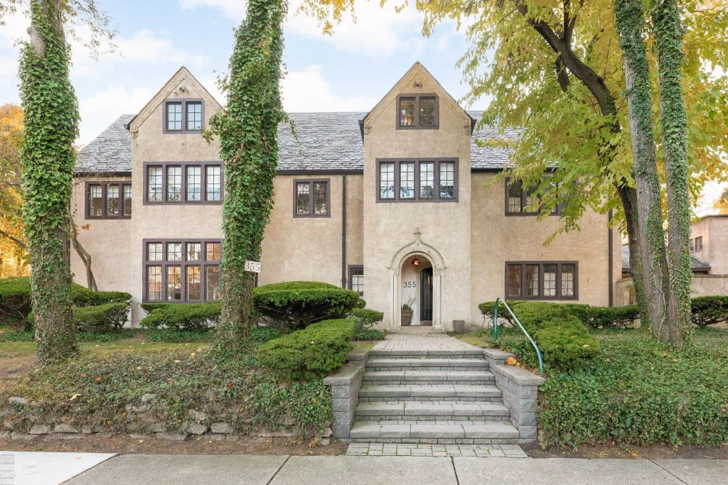 355 Lincoln Road, Grosse Pointe