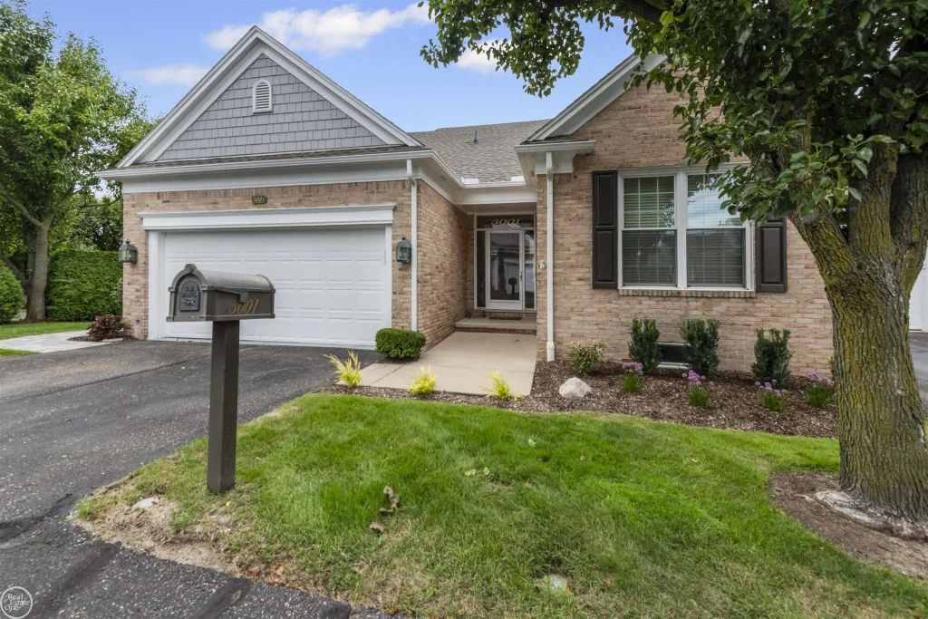 3001 Harbor Place Drive, Saint Clair Shores