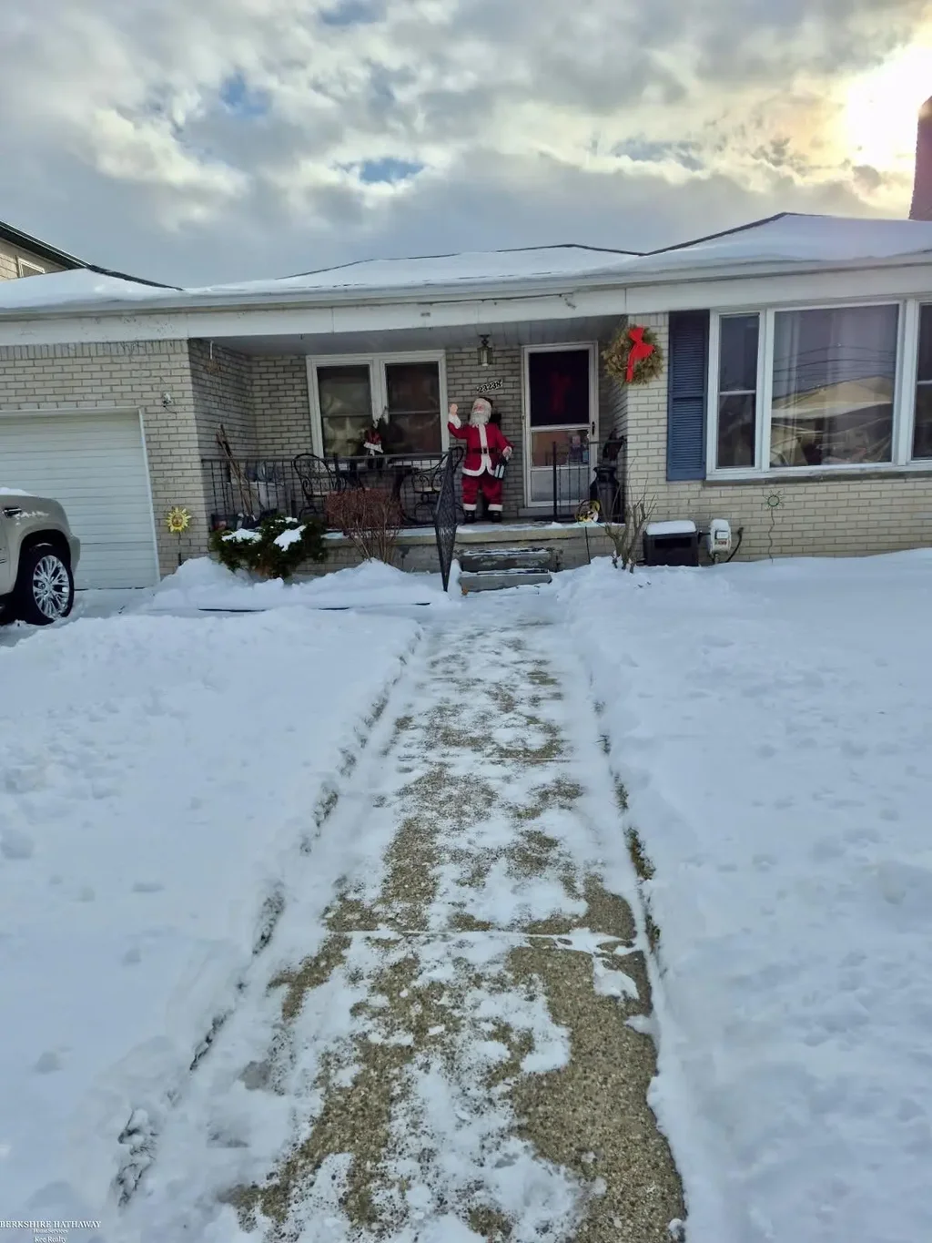 23238 Clairwood Street, Saint Clair Shores