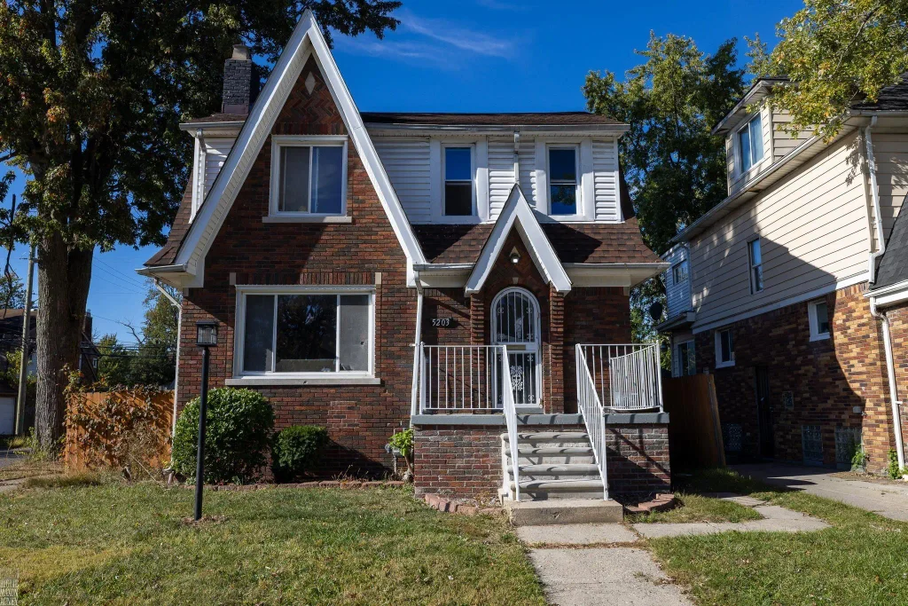 5203 Devonshire Road, Detroit
