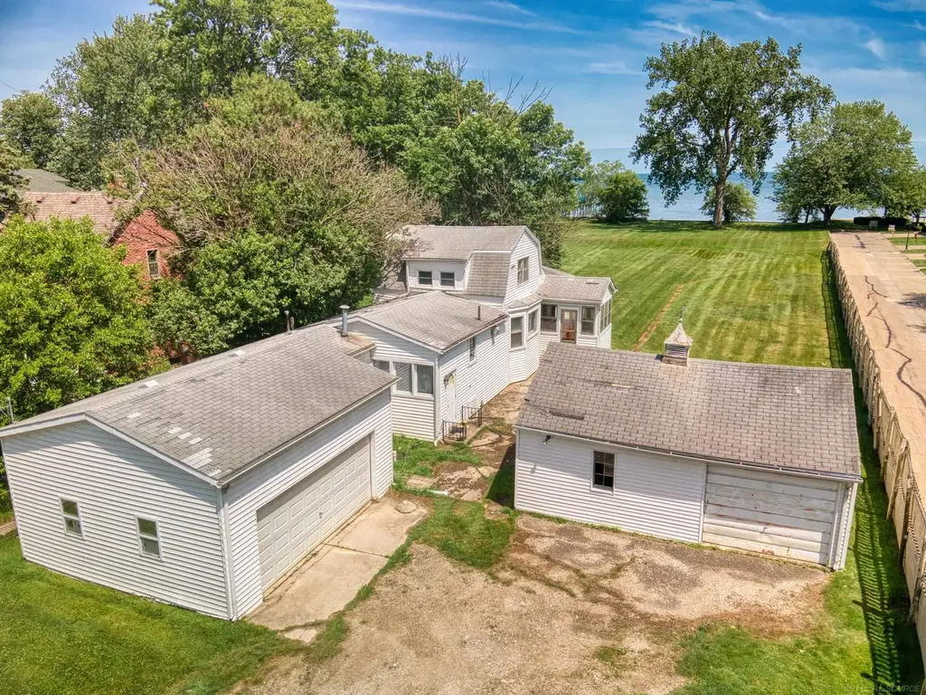 26800 Koerber Street, Saint Clair Shores