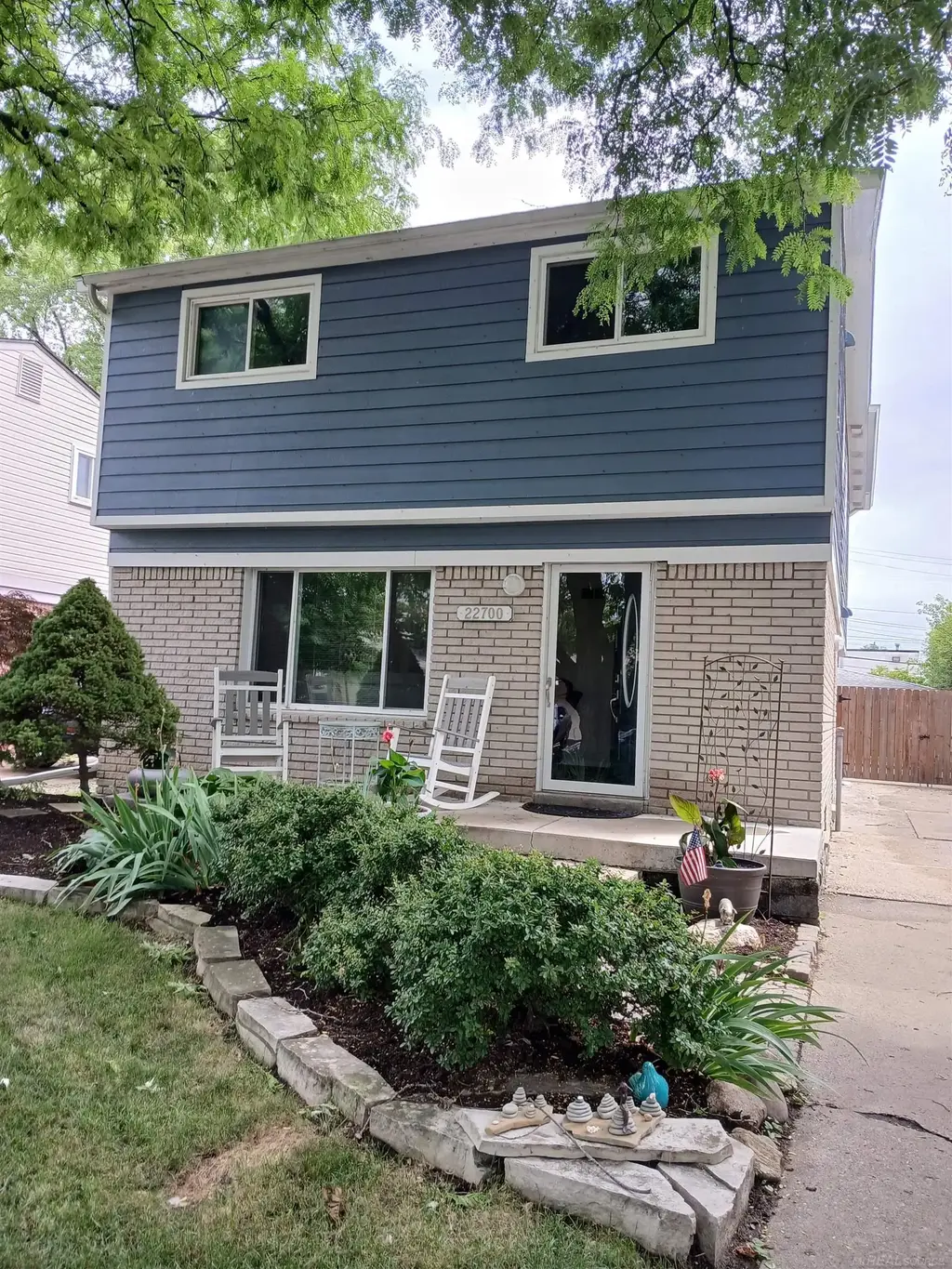 22700 Grove Street, Saint Clair Shores