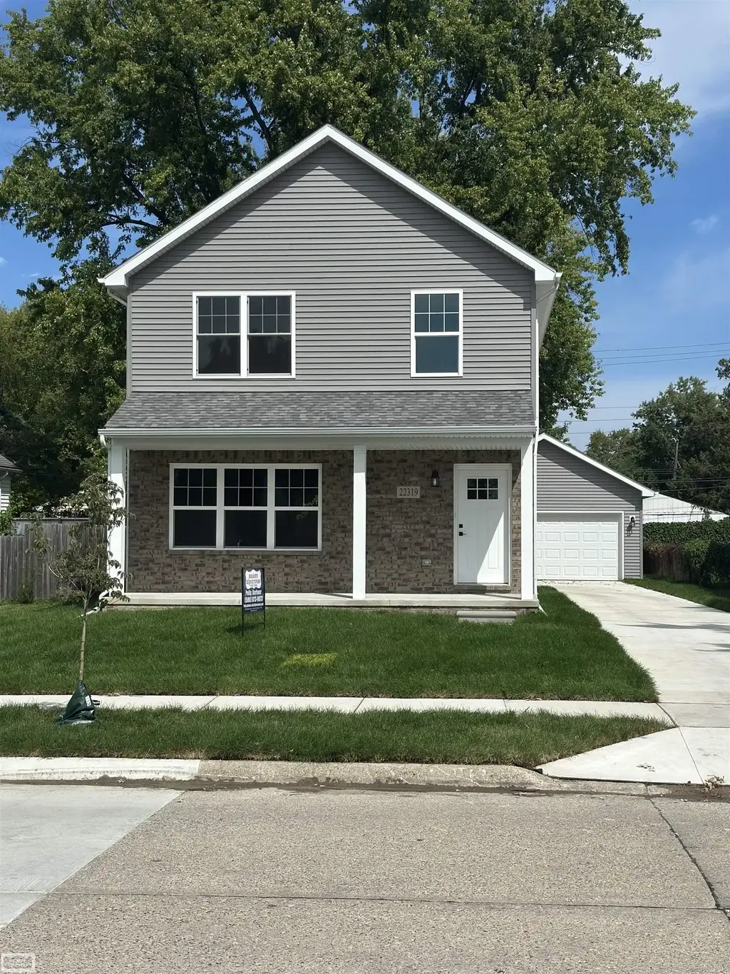 22319 Ridgeway Street, Saint Clair Shores