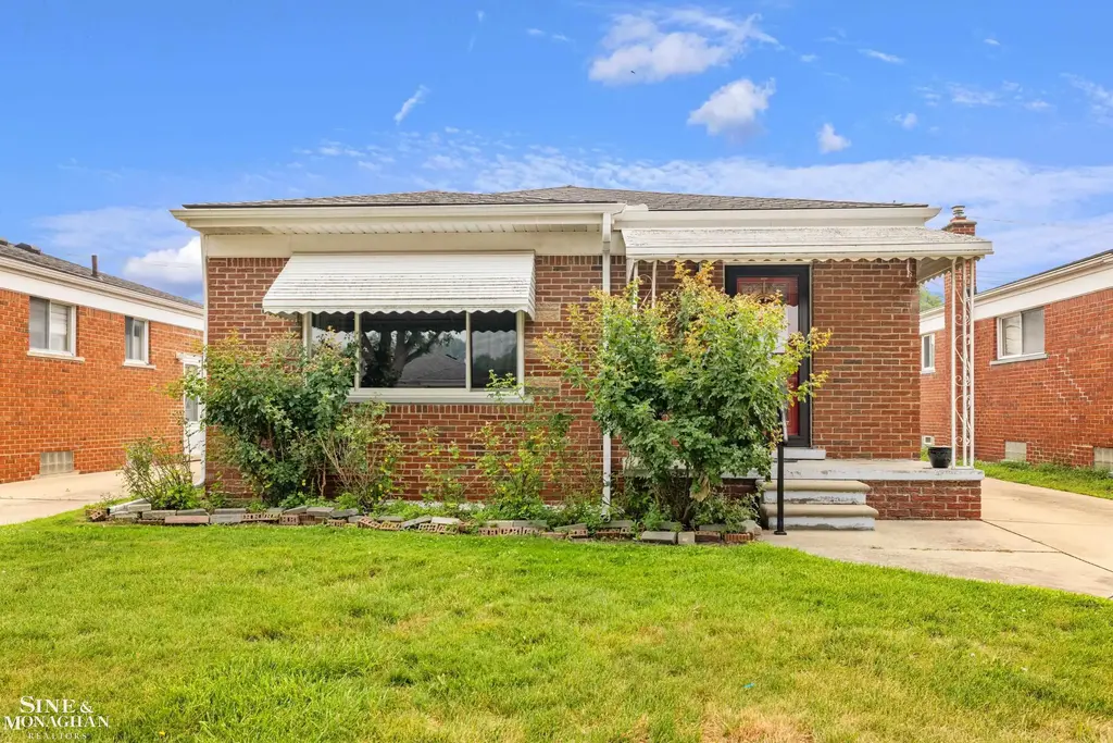 28016 Rockwood Street, Saint Clair Shores