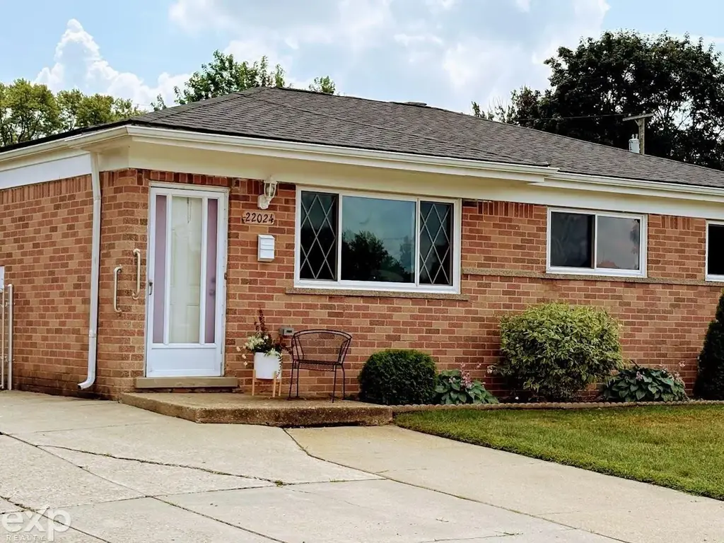 22024 Evergreen Street, Saint Clair Shores
