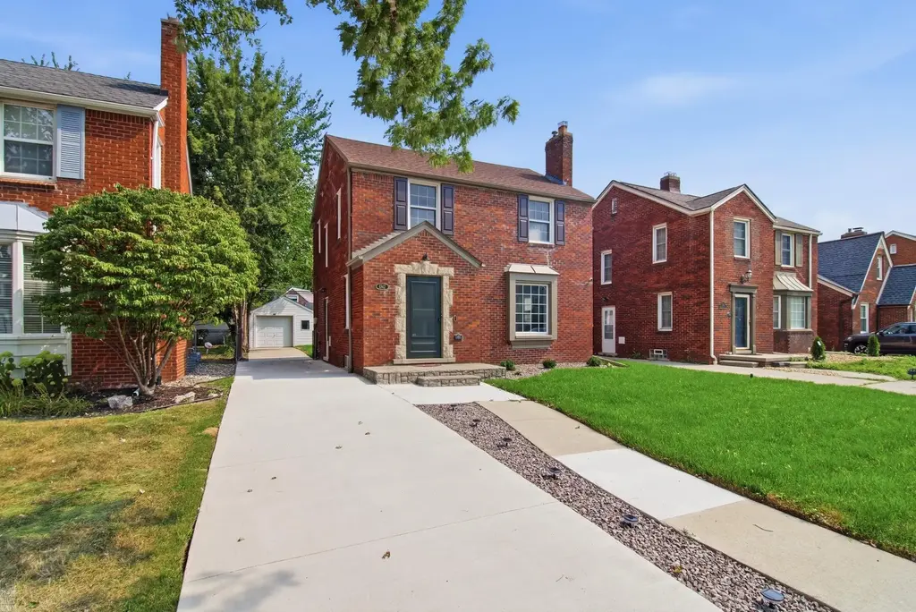 1342 Hollywood Avenue, Grosse Pointe Woods