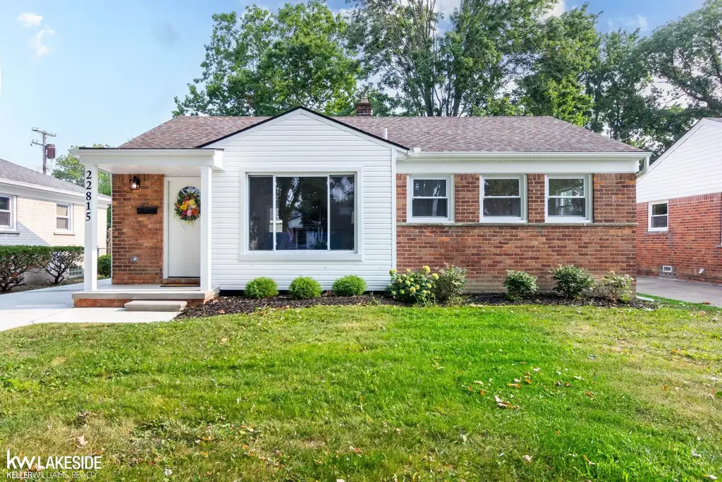 22815 Carolina Street, Saint Clair Shores
