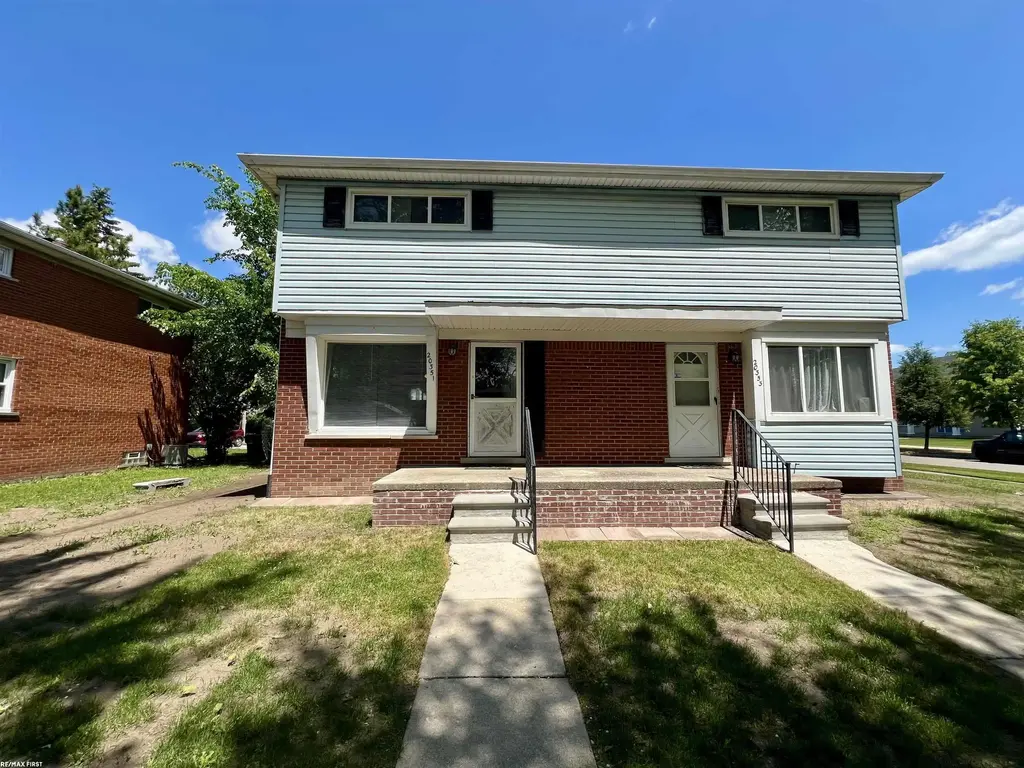 20351 E 8 Mile Road, Saint Clair Shores
