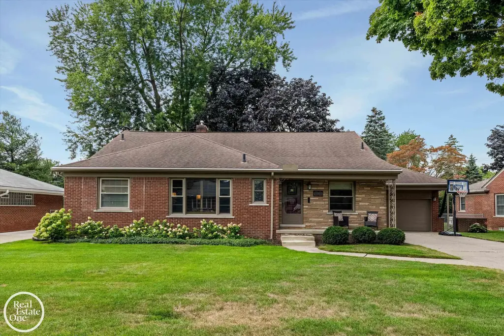 715 S Renaud Road, Grosse Pointe Woods