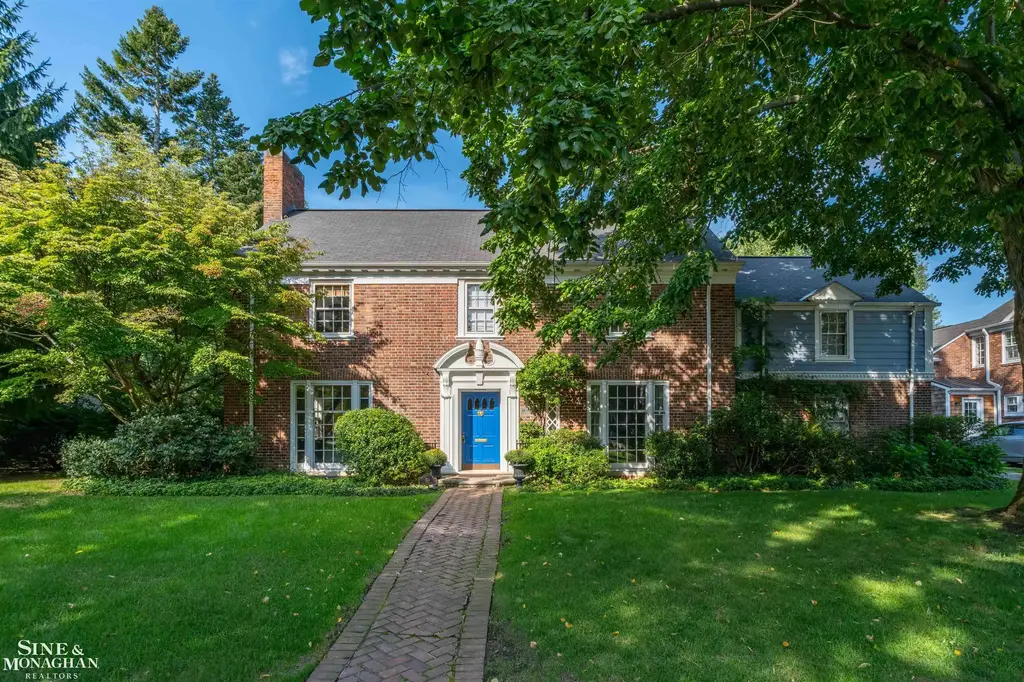 124 Merriweather Road, Grosse Pointe Farms
