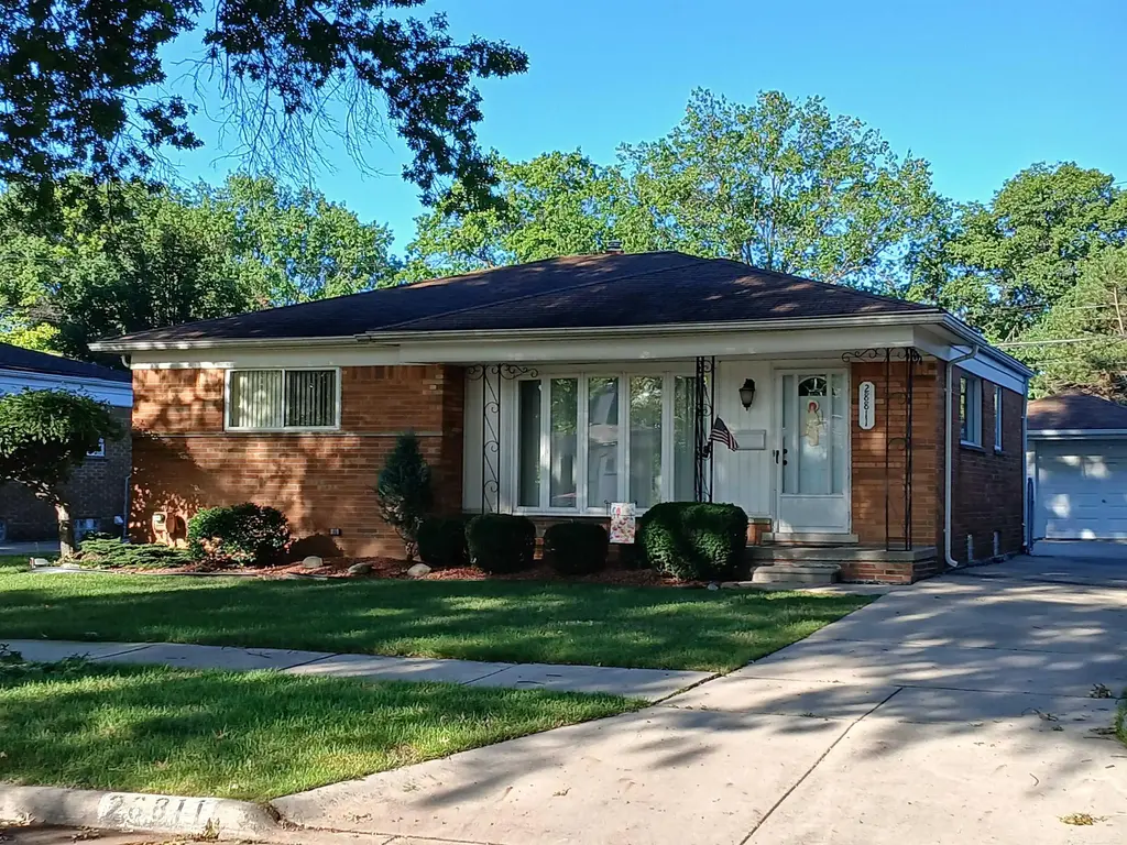28811 Rockwood Street, Saint Clair Shores