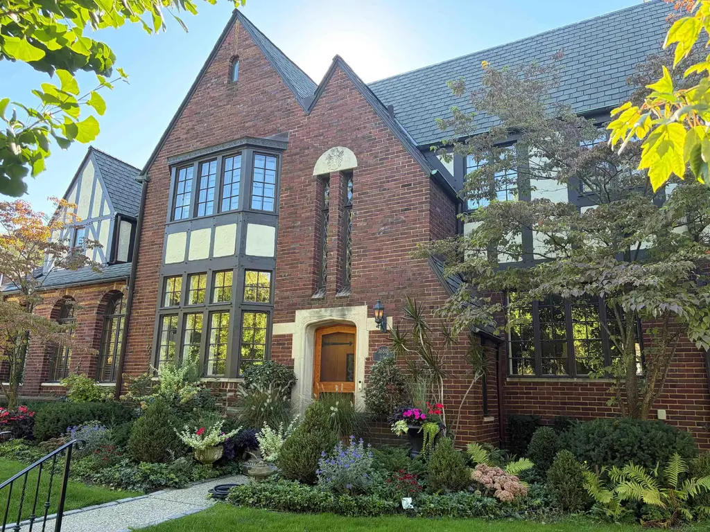 16818 Saint Paul Street, Grosse Pointe
