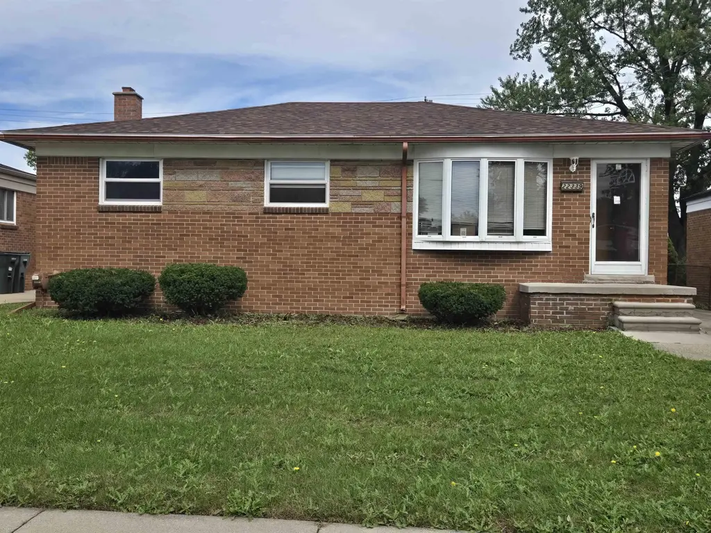 22339 Socia Street, Saint Clair Shores