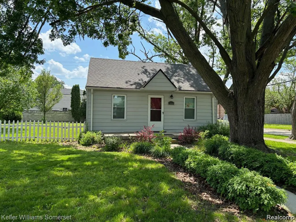 19800 Parkside Street, Saint Clair Shores