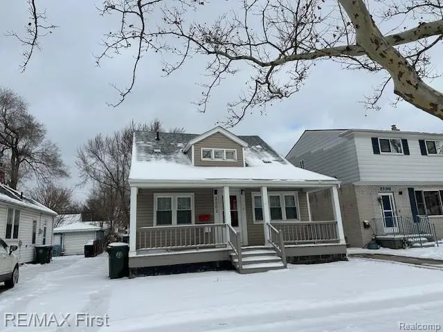 2202 Hollywood Avenue, Grosse Pointe Woods