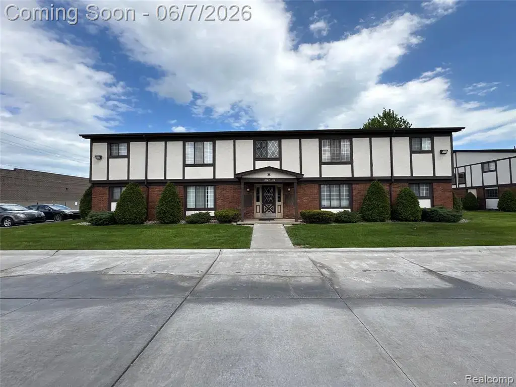 22871 Grove Street, Saint Clair Shores