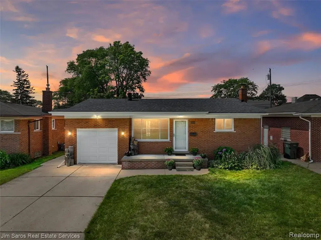 22444 Wildwood Street, Saint Clair Shores
