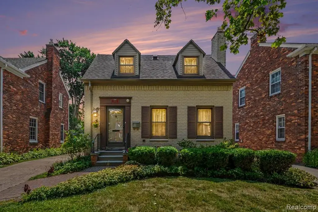 473 Calvin Avenue, Grosse Pointe Farms