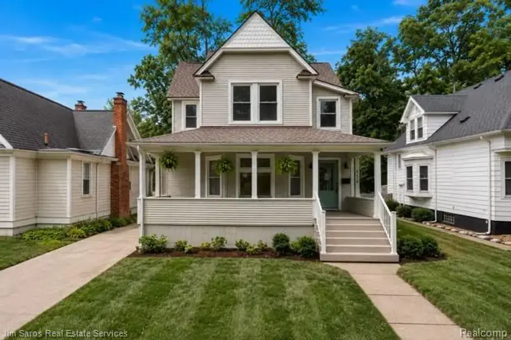475 Saint Clair Avenue, Grosse Pointe