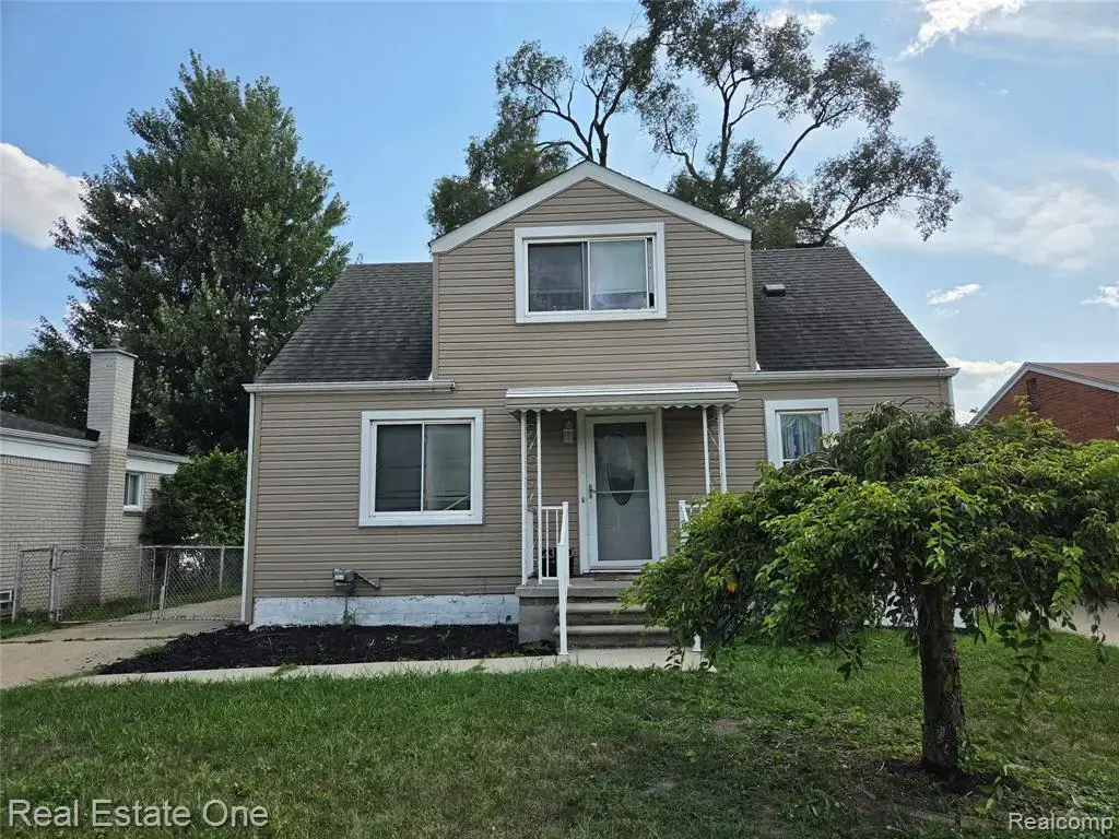 23140 Socia Street, Saint Clair Shores