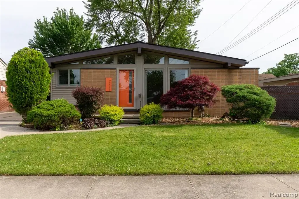 21512 Briarcliff Street, Saint Clair Shores