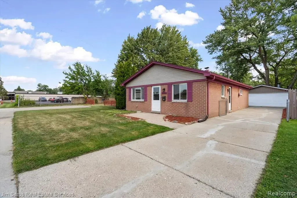 22509 Avon Street, Saint Clair Shores