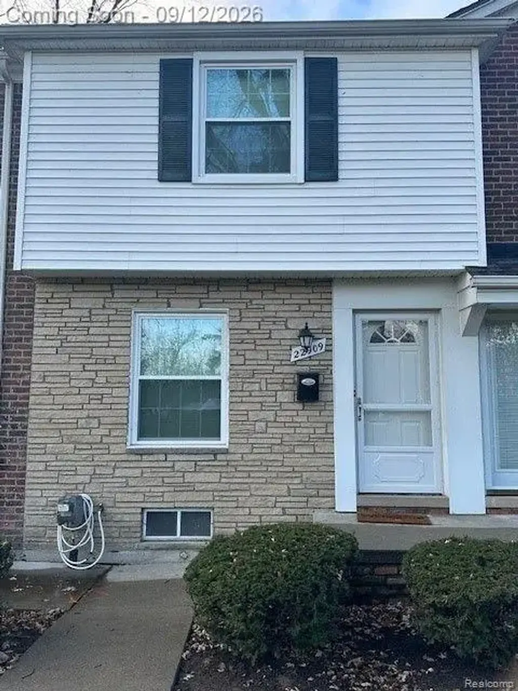 22909 Lakeshore Drive, Saint Clair Shores