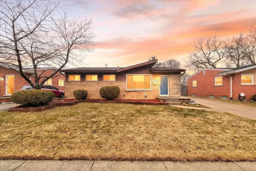 21519 Willow Wisp Street, Saint Clair Shores