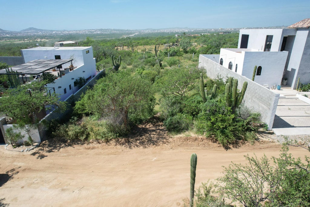 Perfect Tezal Lot, Cabo Corridor