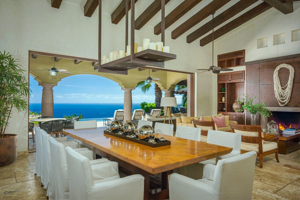 391 Casa Adriana, San Jose Corridor