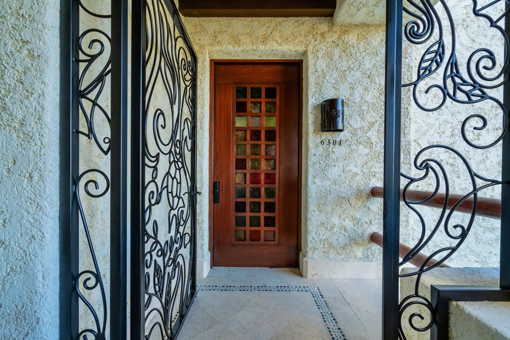 Residence 6301 Las Ventanas, San Jose Corridor