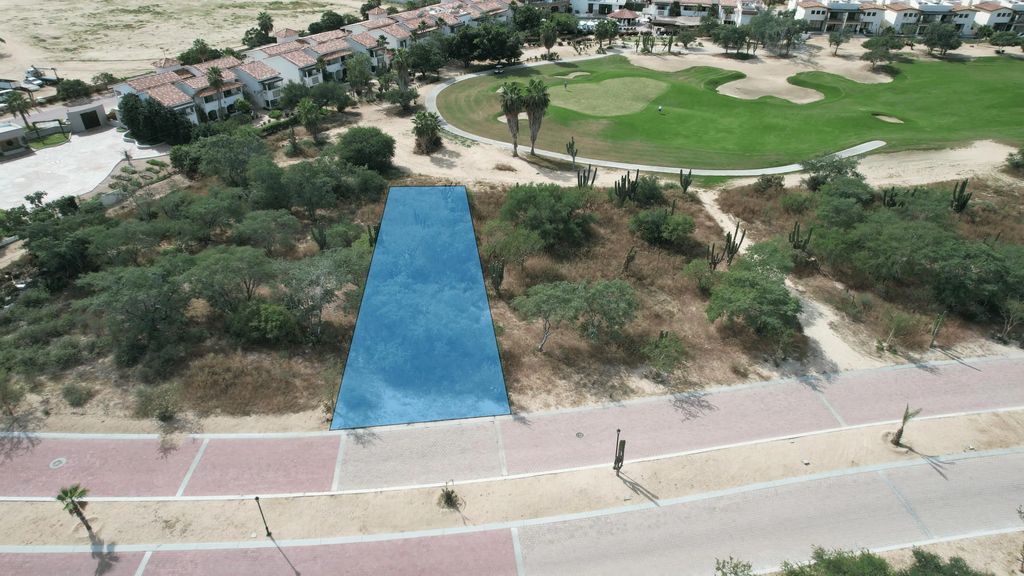 Country Club Lot 609, Cabo Corridor