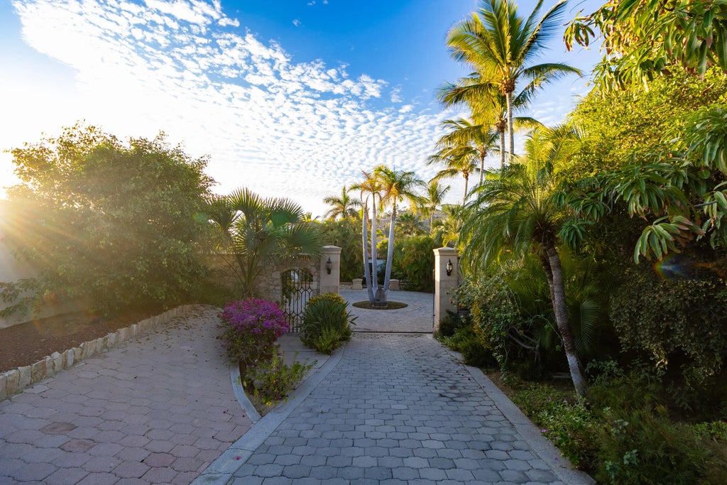 1 Palmilla Norte 1 Palmilla Norte, San Jose Corridor