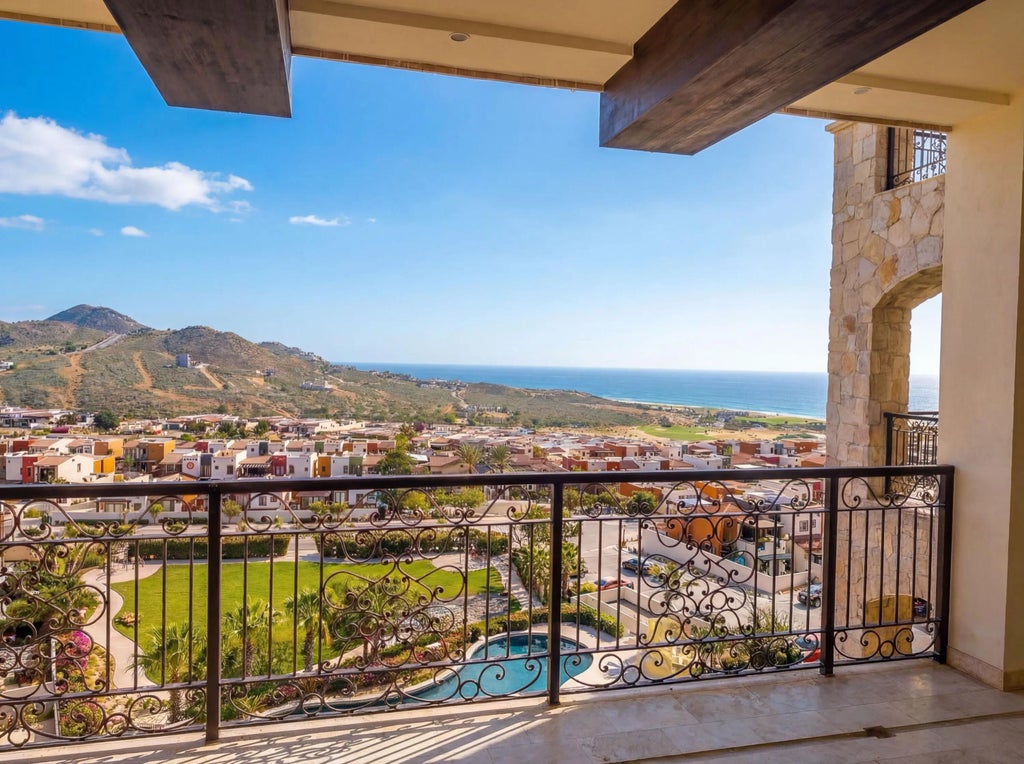 Via Ferrea Copala 5504, Pacific