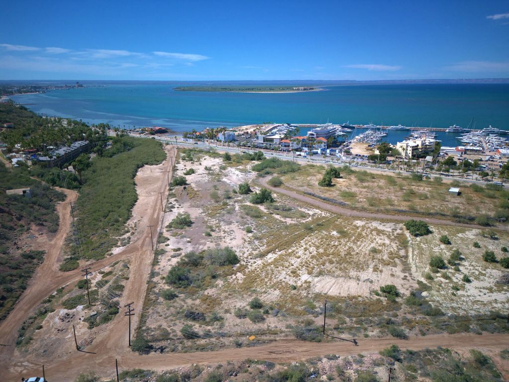Marina Palmira Land-049, La Paz