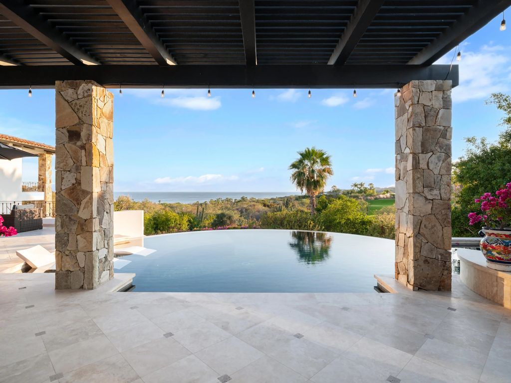 99 Padre Salvatierra Casa Bokke, San Jose del Cabo