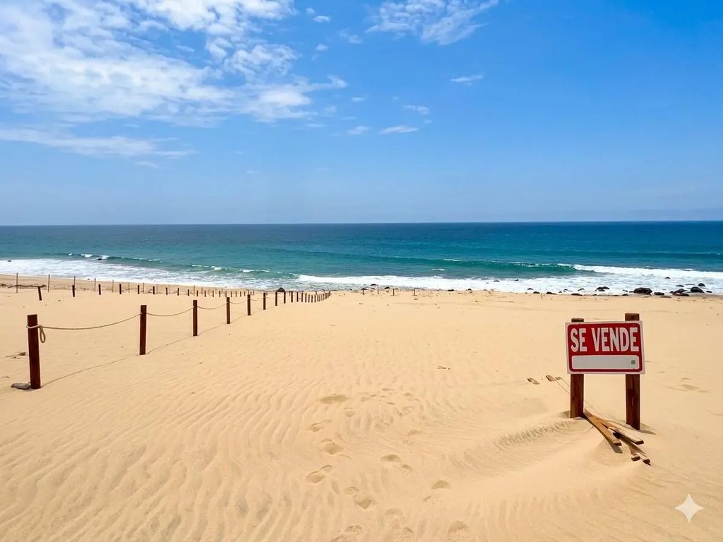 Castillos Del Rey Beachfront Lot, East Cape