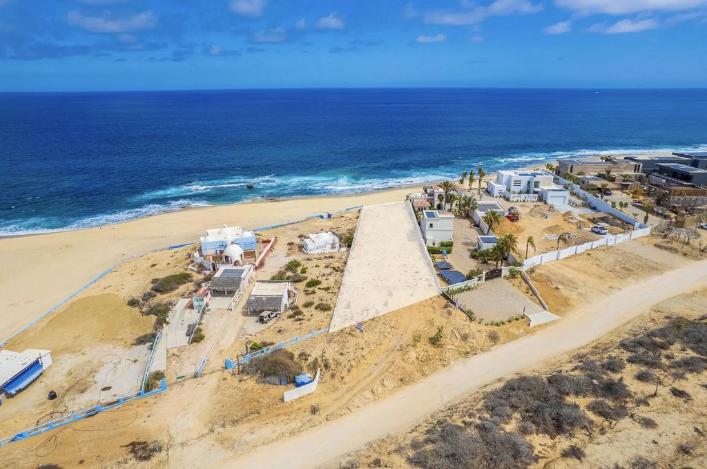 Playa Tortuga Breachfront Land, East Cape