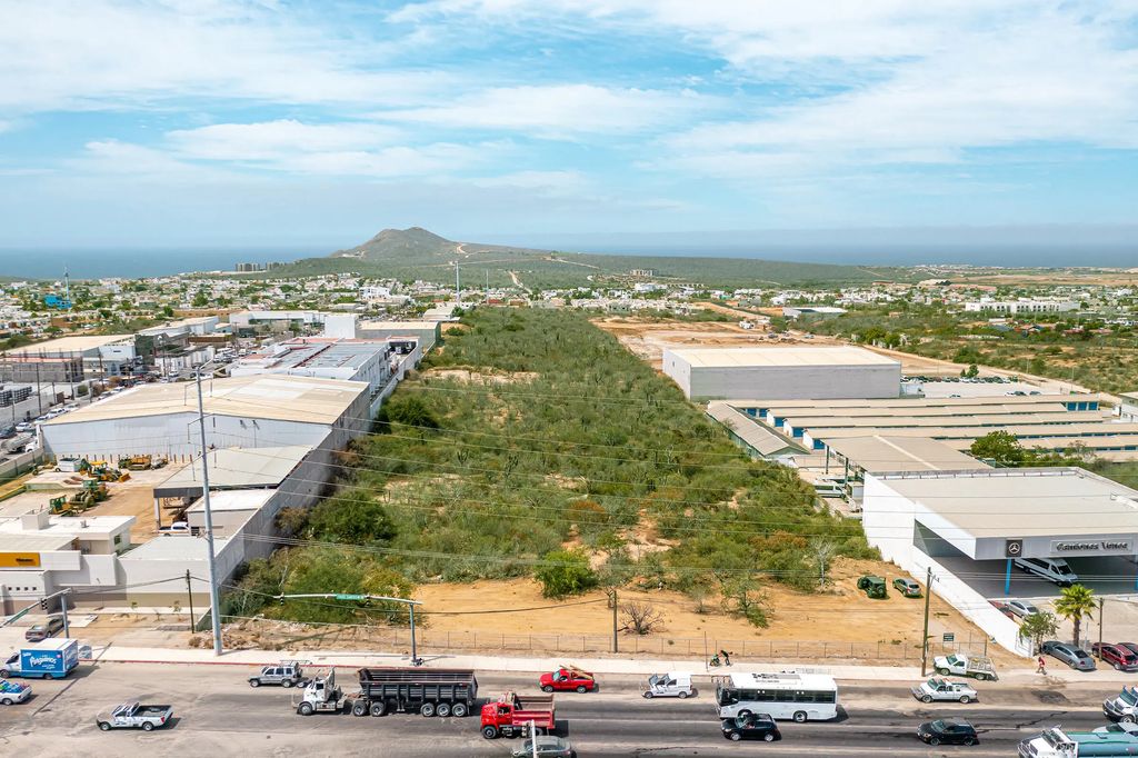 Av. Del Pescador Lote Lupita, Cabo San Lucas