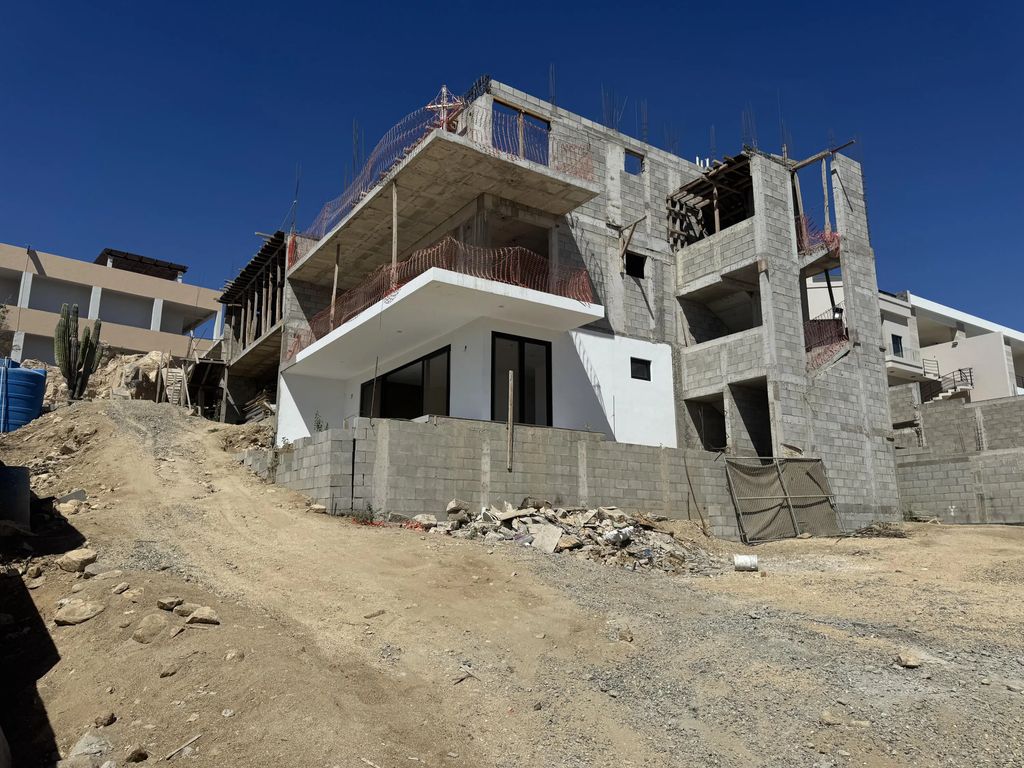 Residence Investment Project Tezal Multi-unit, Cabo Corridor
