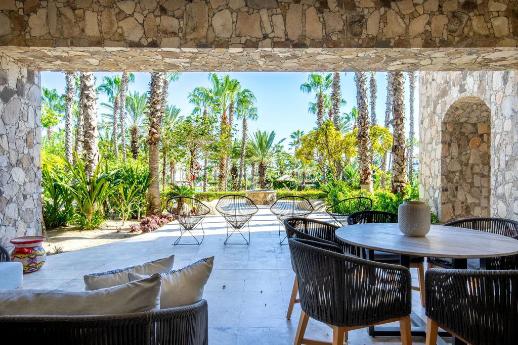 Ground Flr Esperanza Auberge Residences Apre 2702, Cabo Corridor