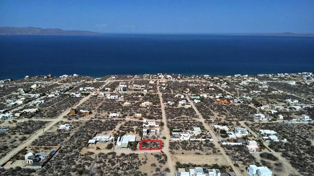 Los Caminos Lot, La Paz