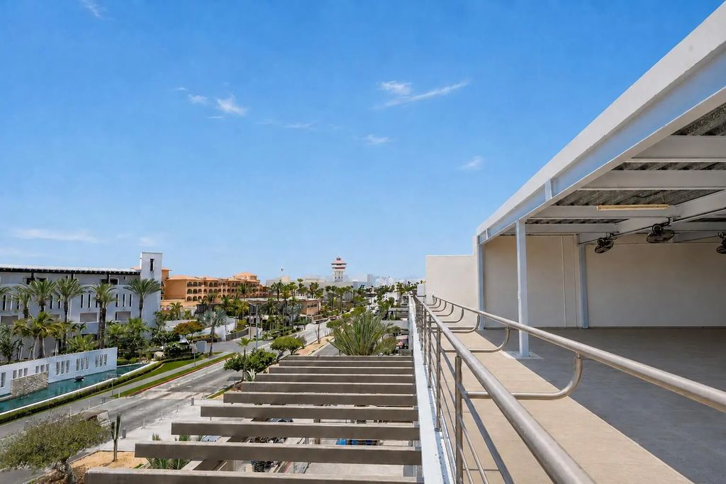Plaza Pescador T4 Terrace With View To Avenue, San Jose del Cabo