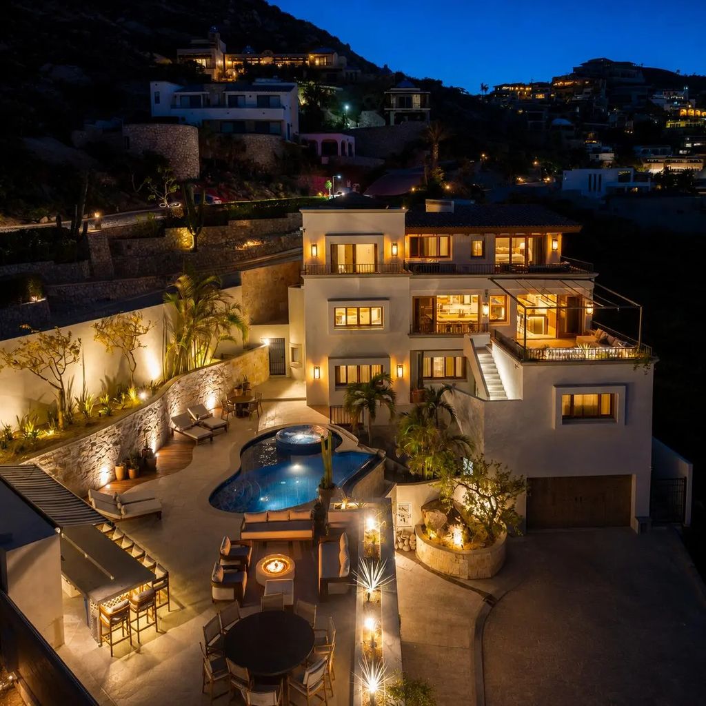 Casa La Piñata, Cabo San Lucas