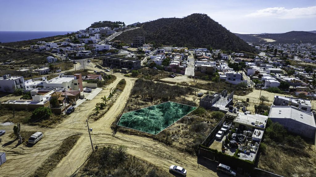 Via De Lerry, Lucero's Lot, Cabo San Lucas
